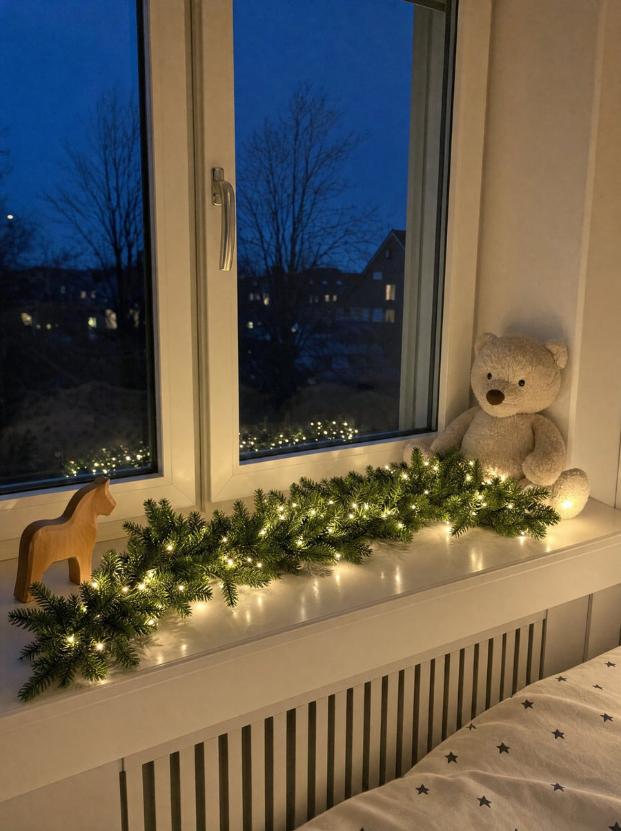 Kundenfoto zu Weihnachtsgirlande, 2,7 m, mit LED